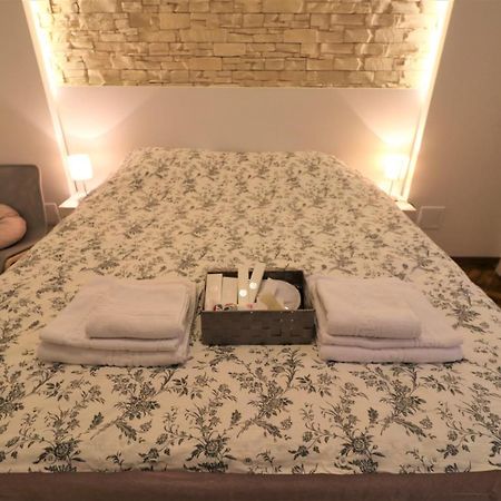 Cozy Old Town Apartment - Free Minibar Bucareste Exterior foto